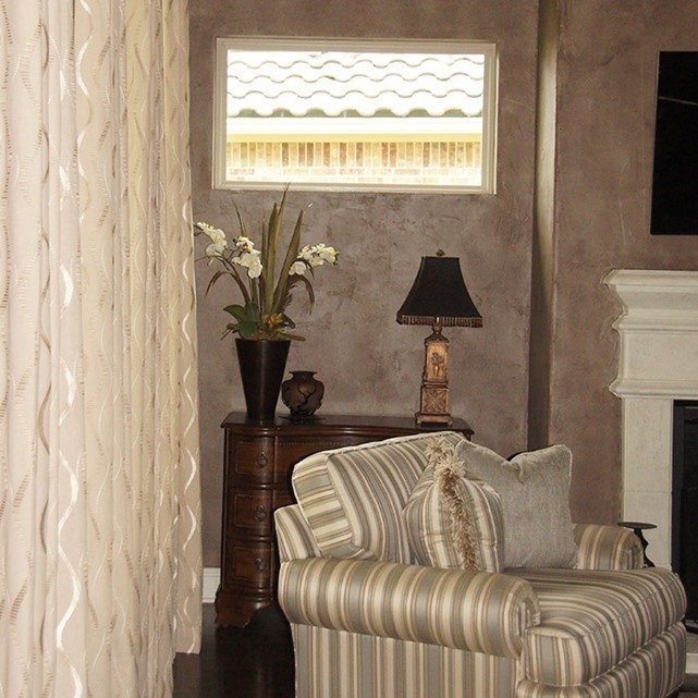 Hunter Douglas Dealer Image